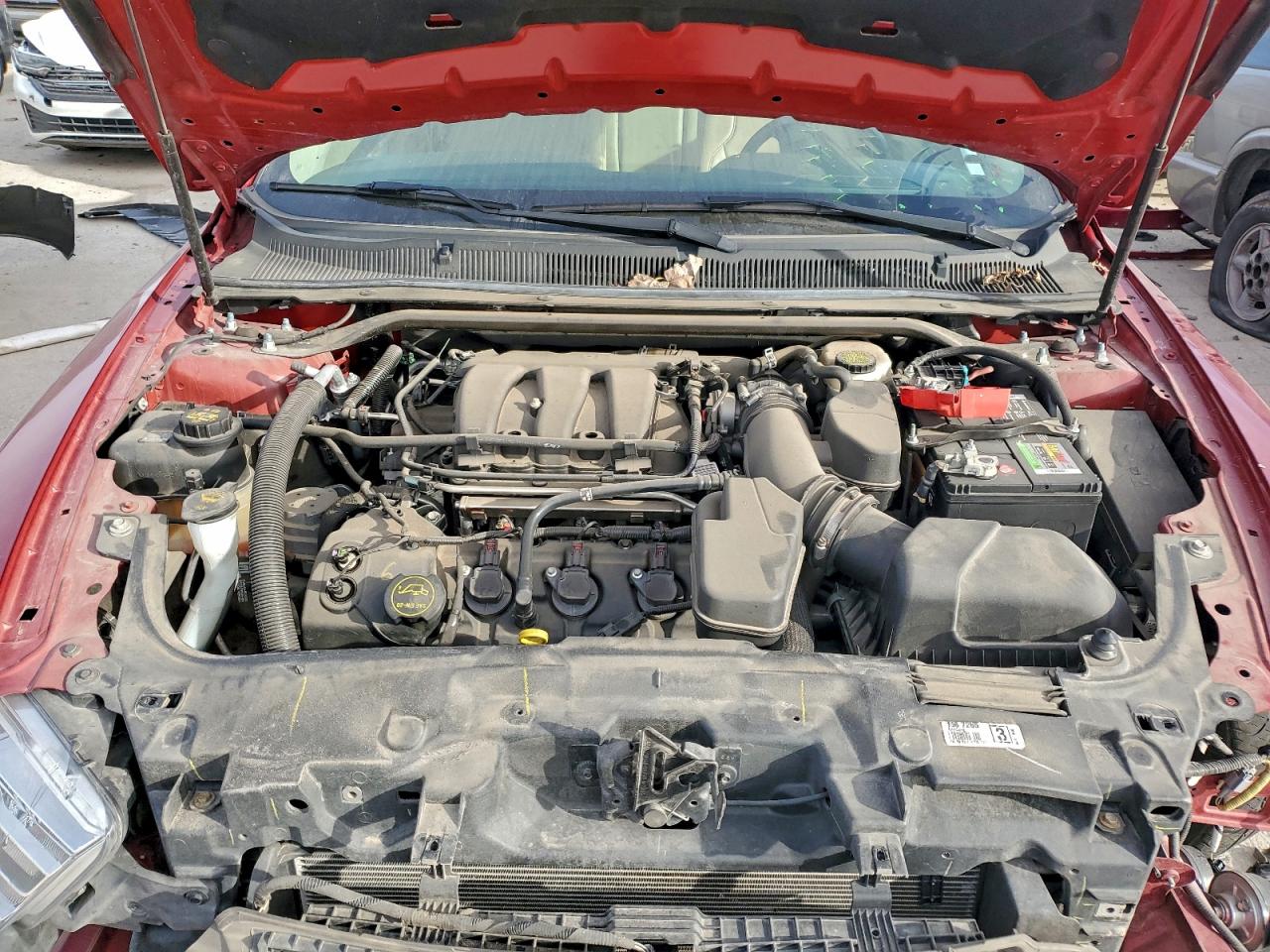 2016 FORD TAURUS SEL photo 11