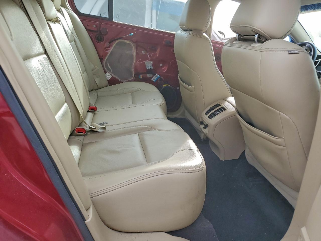 2016 FORD TAURUS SEL photo 10