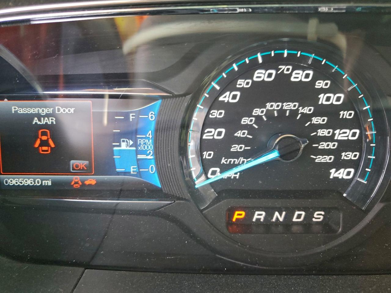 2016 FORD TAURUS SEL photo 9