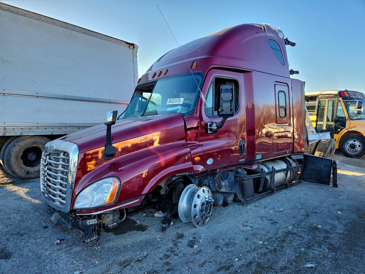 2016 FREIGHTLINER CASCADIA 125 photo 2