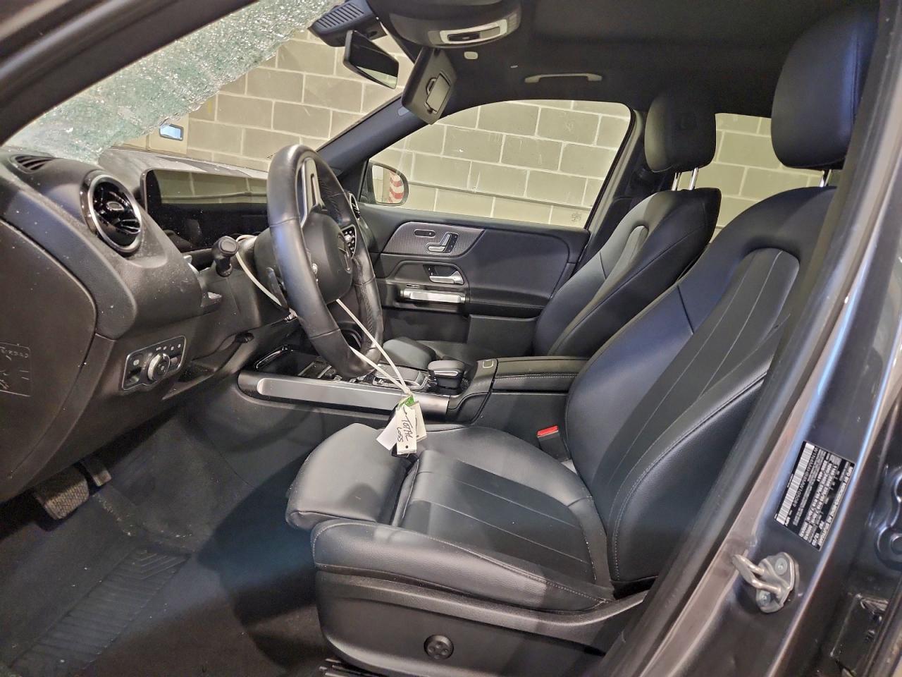 2021 MERCEDES-BENZ GLB 250 4MATIC photo 7