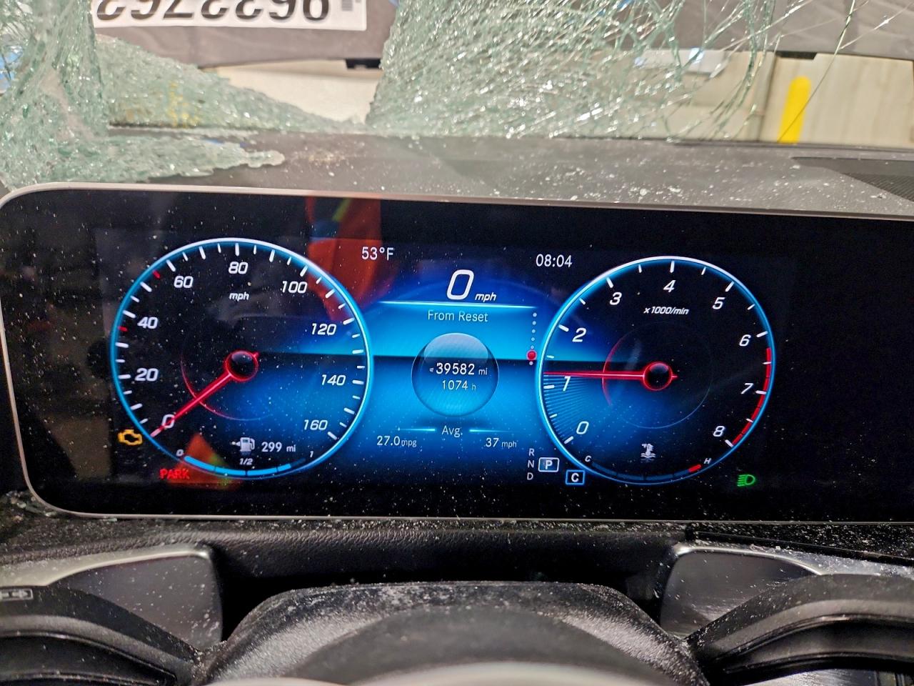 2021 MERCEDES-BENZ GLB 250 4MATIC photo 9