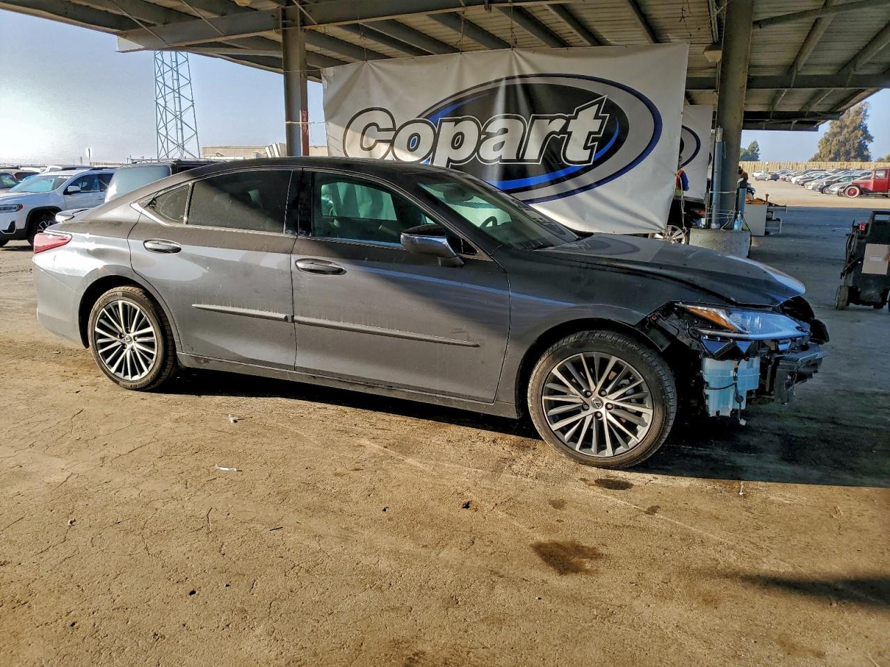2023 LEXUS ES 300H BASE photo 4