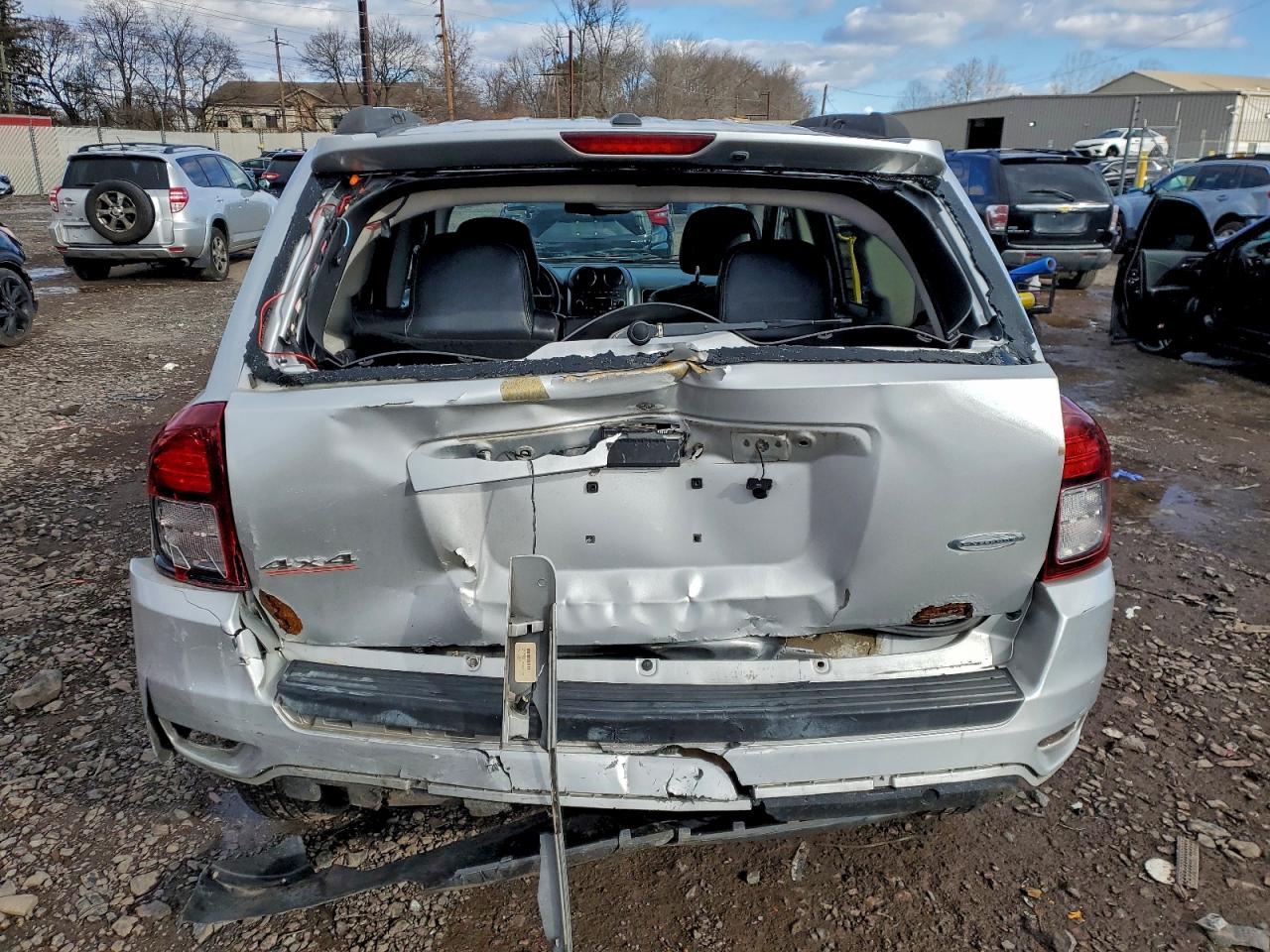 2014 JEEP COMPASS LATITUDE photo 6