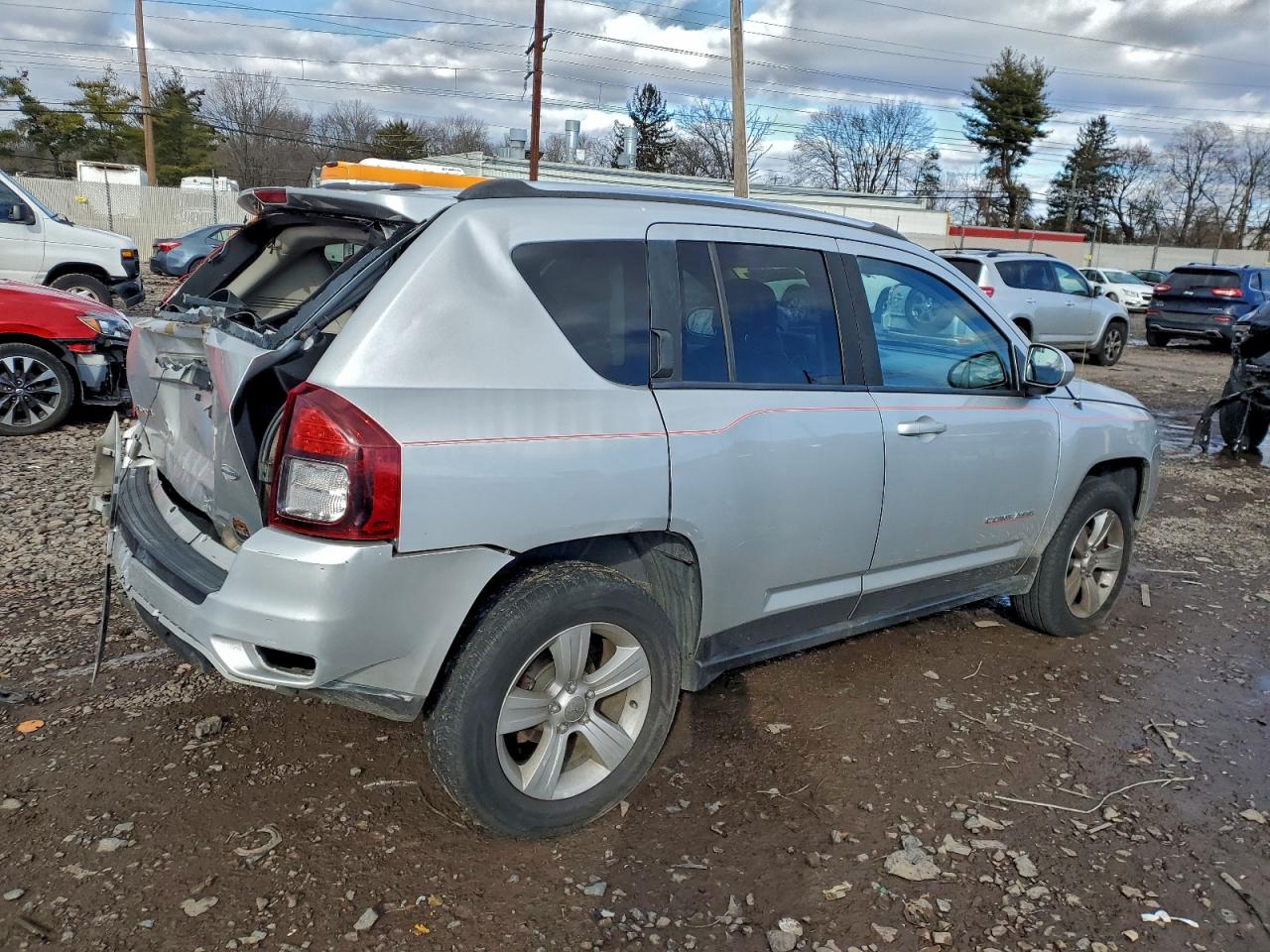 2014 JEEP COMPASS LATITUDE photo 3