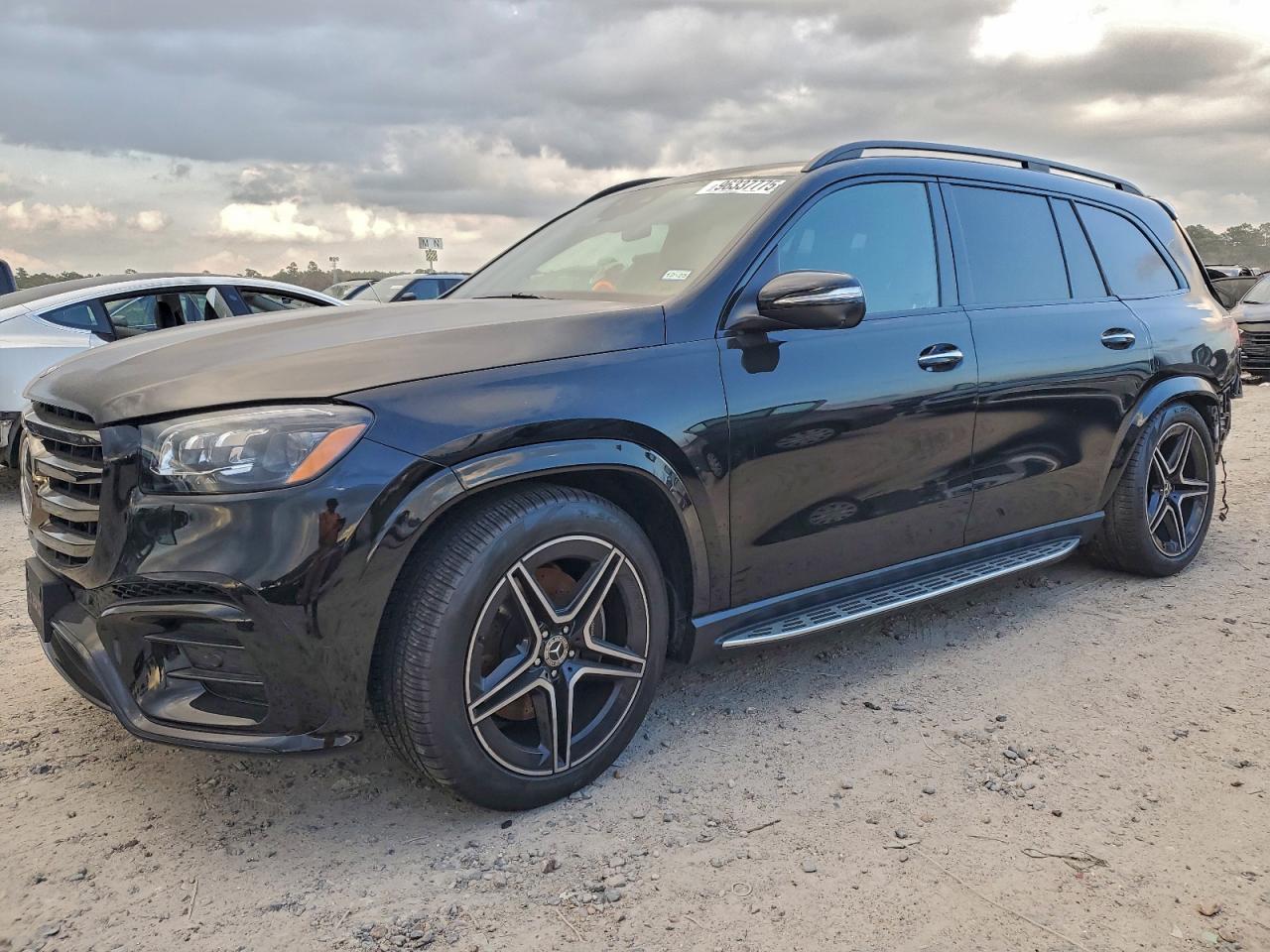 2024 MERCEDES-BENZ GLS
