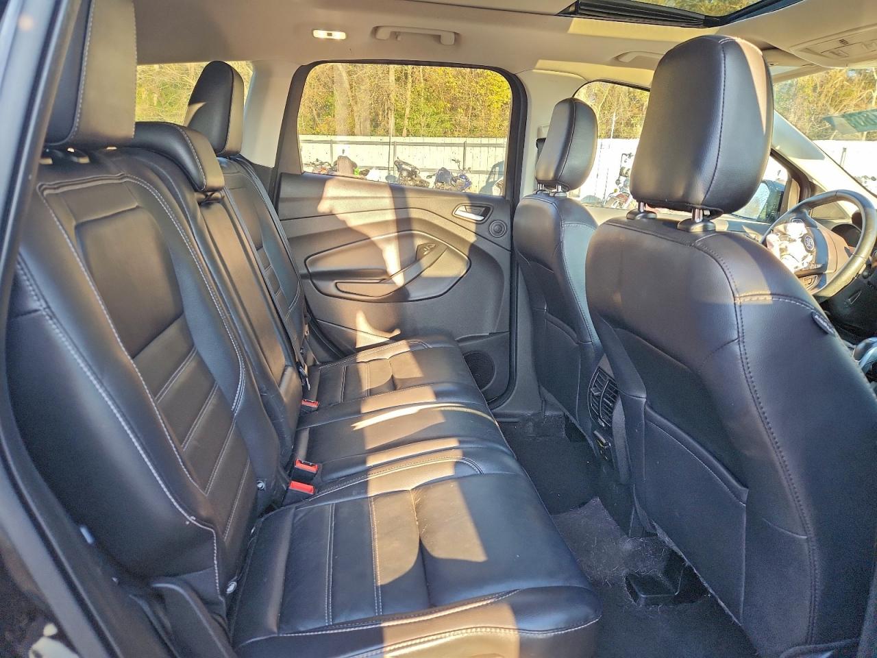 2019 FORD ESCAPE TITANIUM photo 11