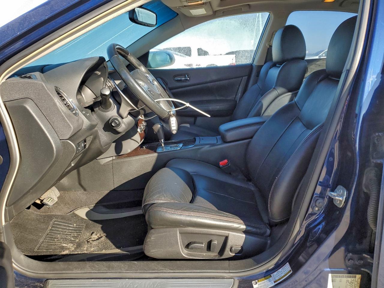 2011 NISSAN MAXIMA S photo 7