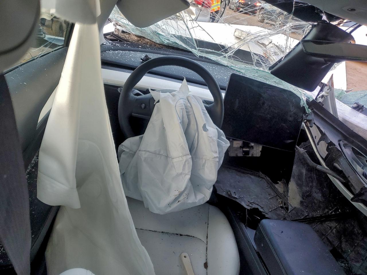2023 TESLA MODEL 3 photo 17