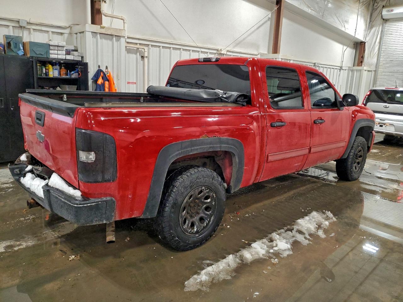 2010 CHEVROLET SILVERADO K1500 LS photo 3
