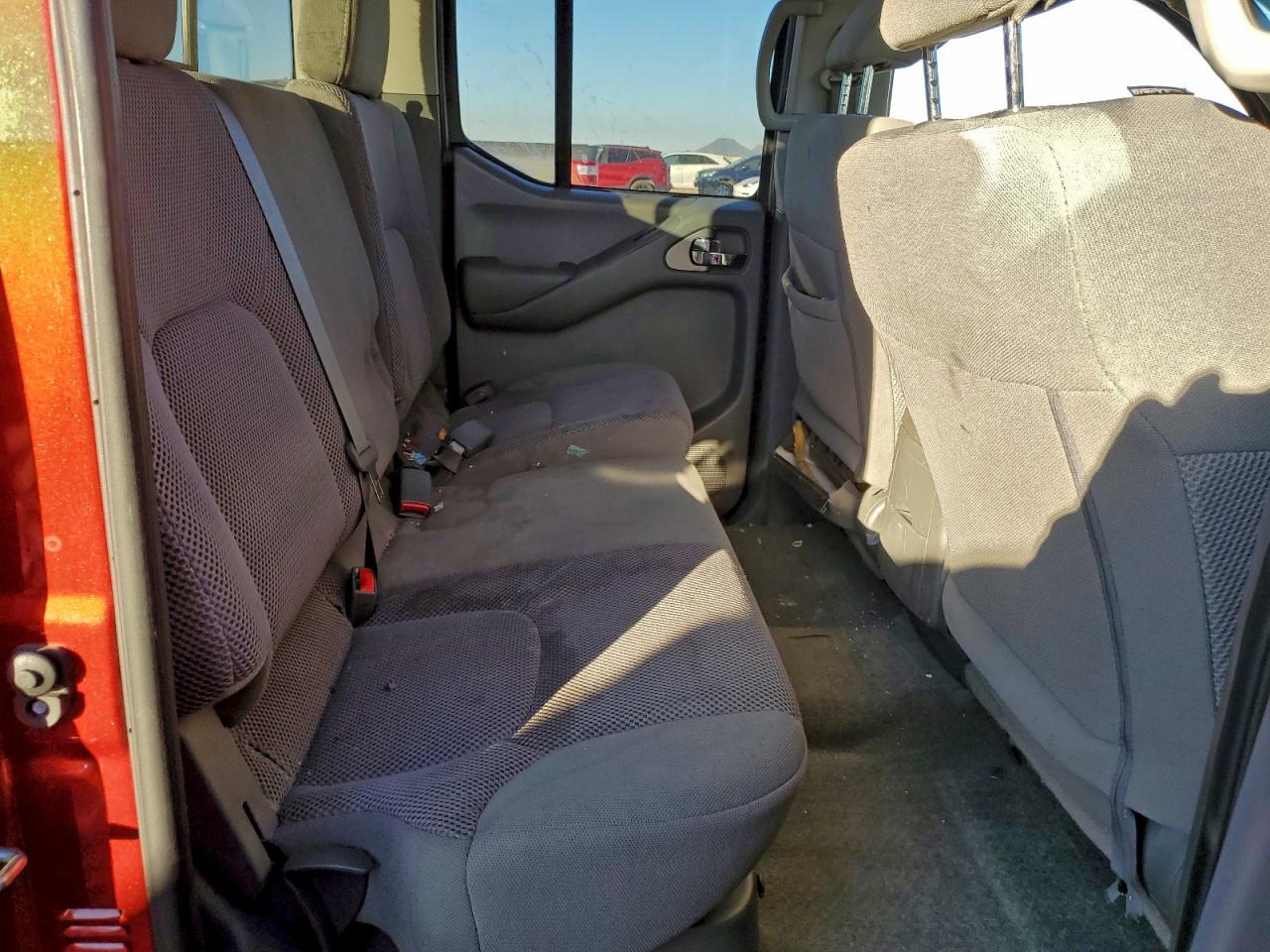 2018 NISSAN FRONTIER S photo 10