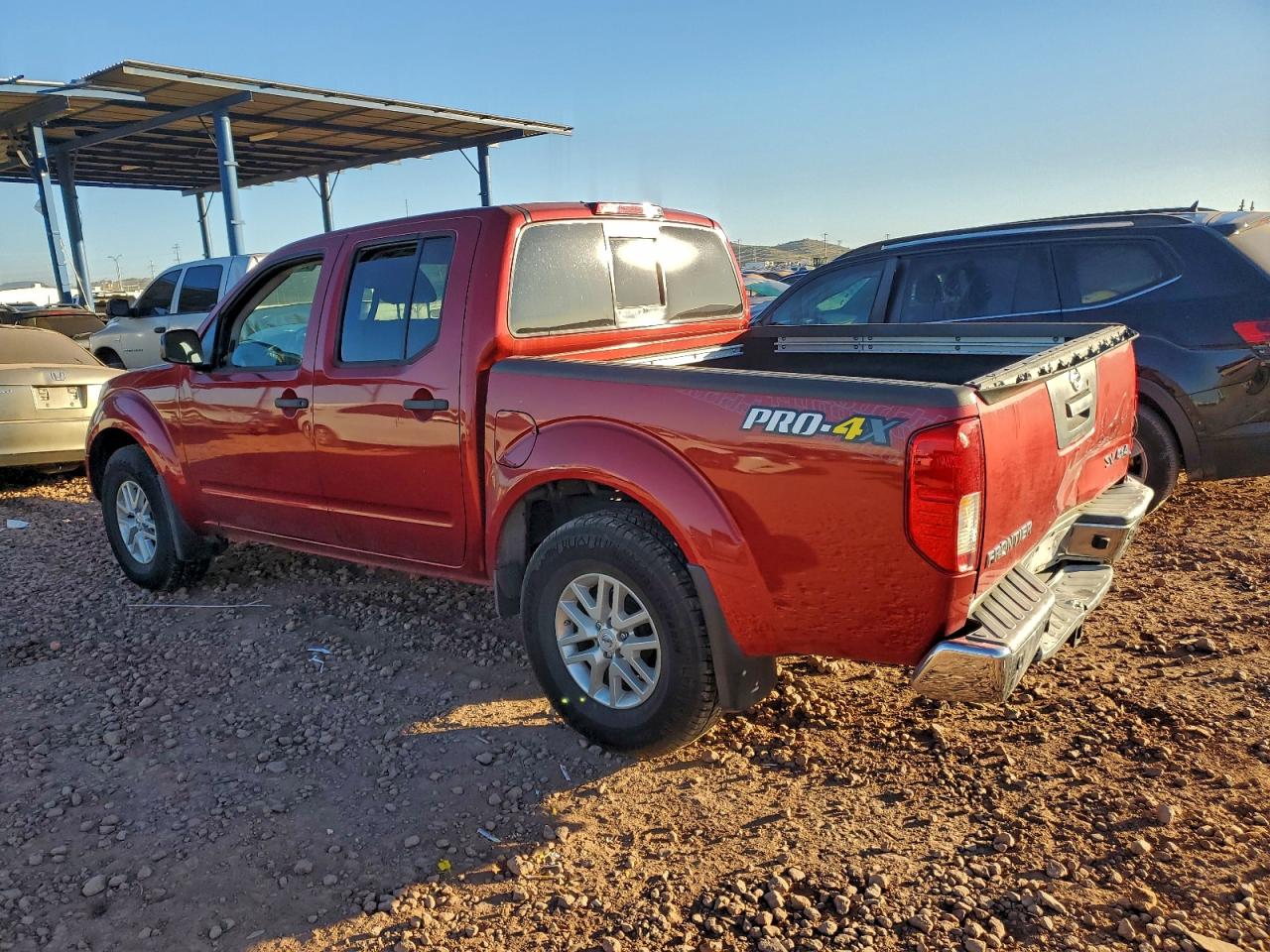2018 NISSAN FRONTIER S photo 2