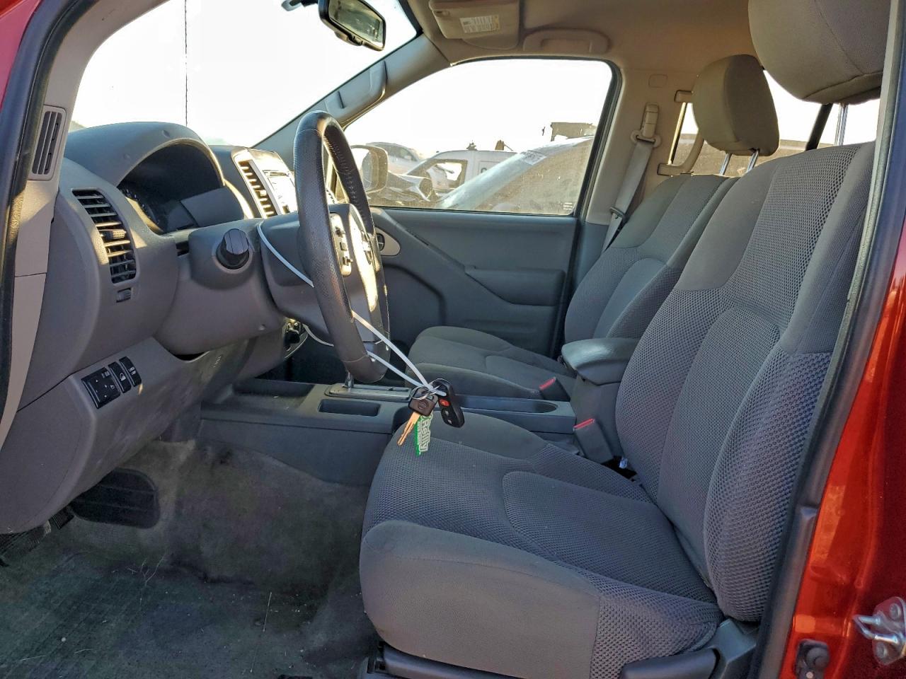 2018 NISSAN FRONTIER S photo 7