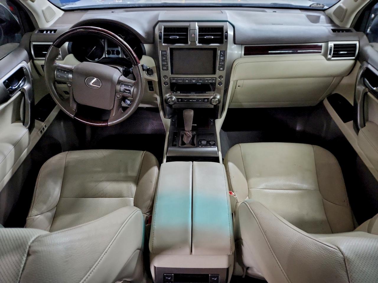 2016 LEXUS GX 460 photo 8