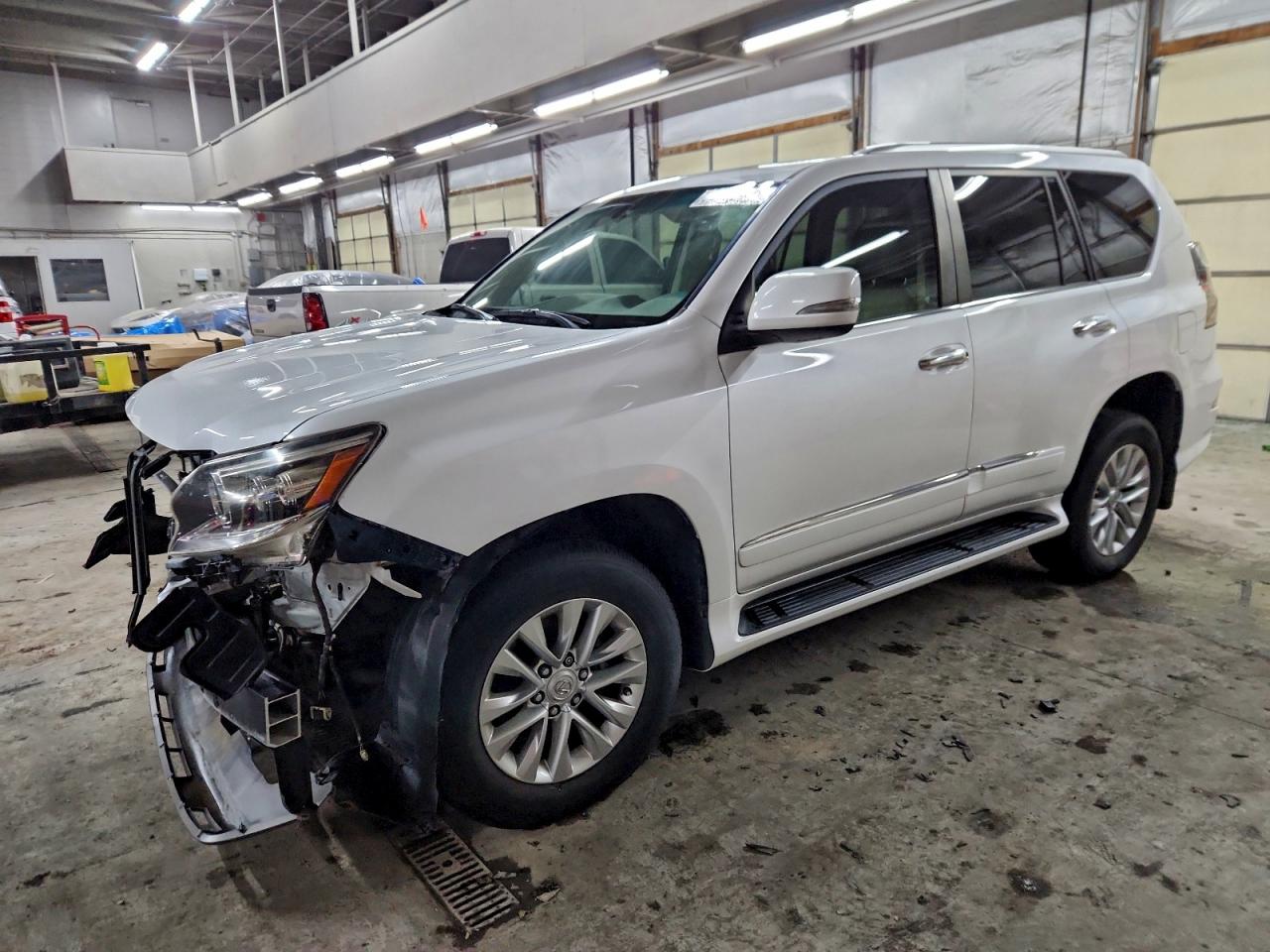 2016 LEXUS GX