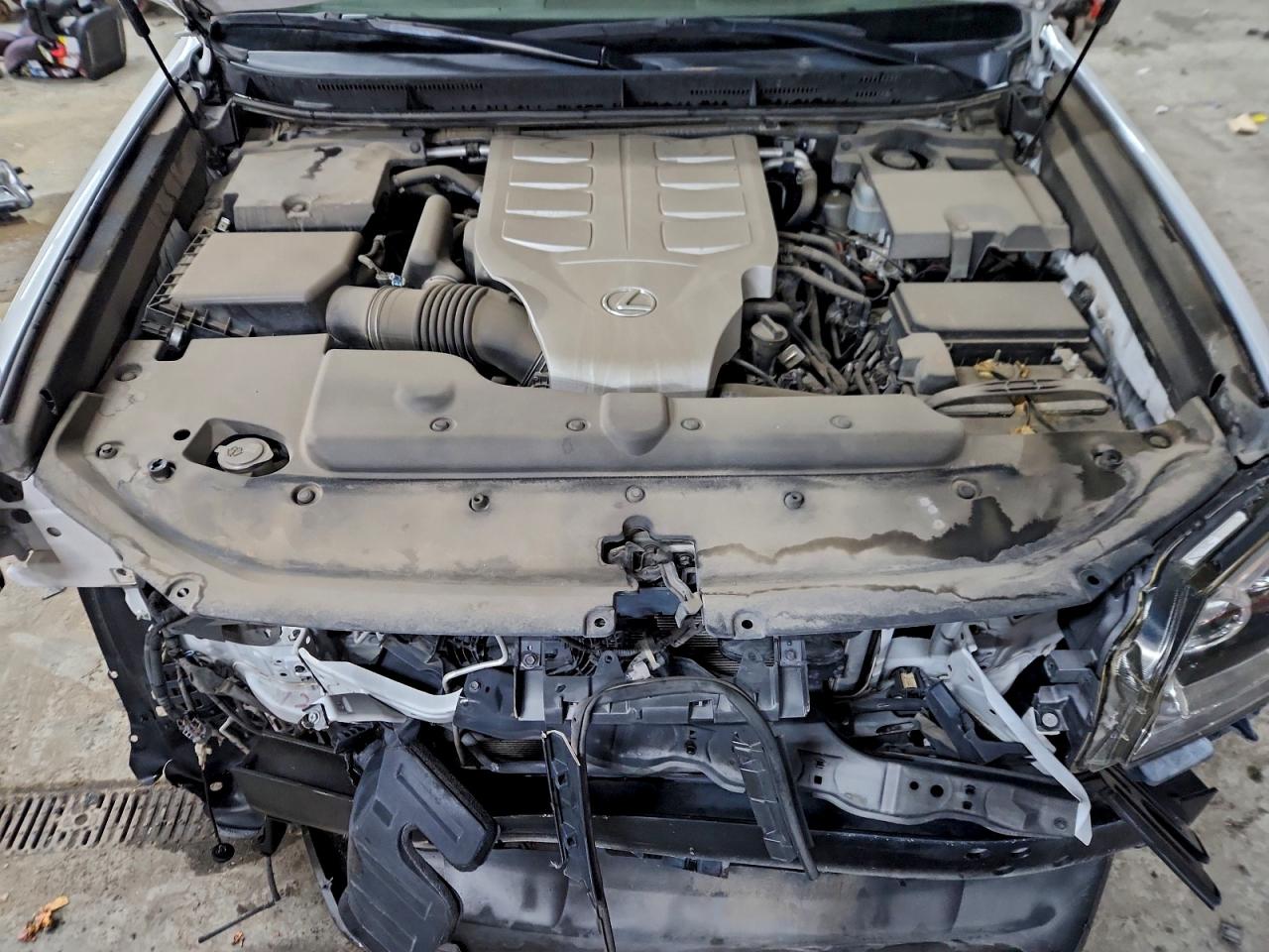 2016 LEXUS GX 460 photo 12