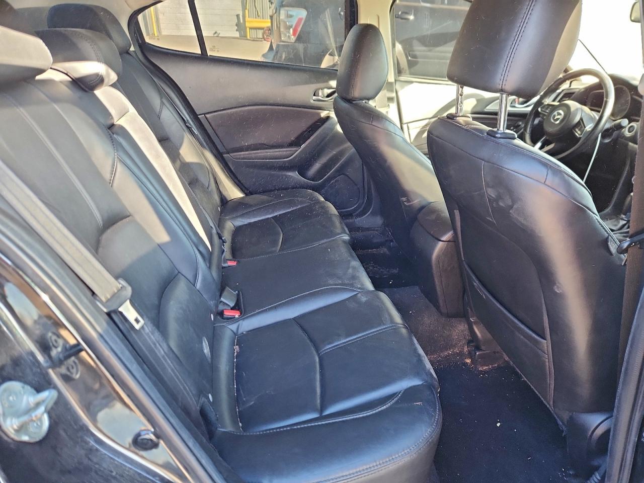 2018 MAZDA 3 TOURING photo 28