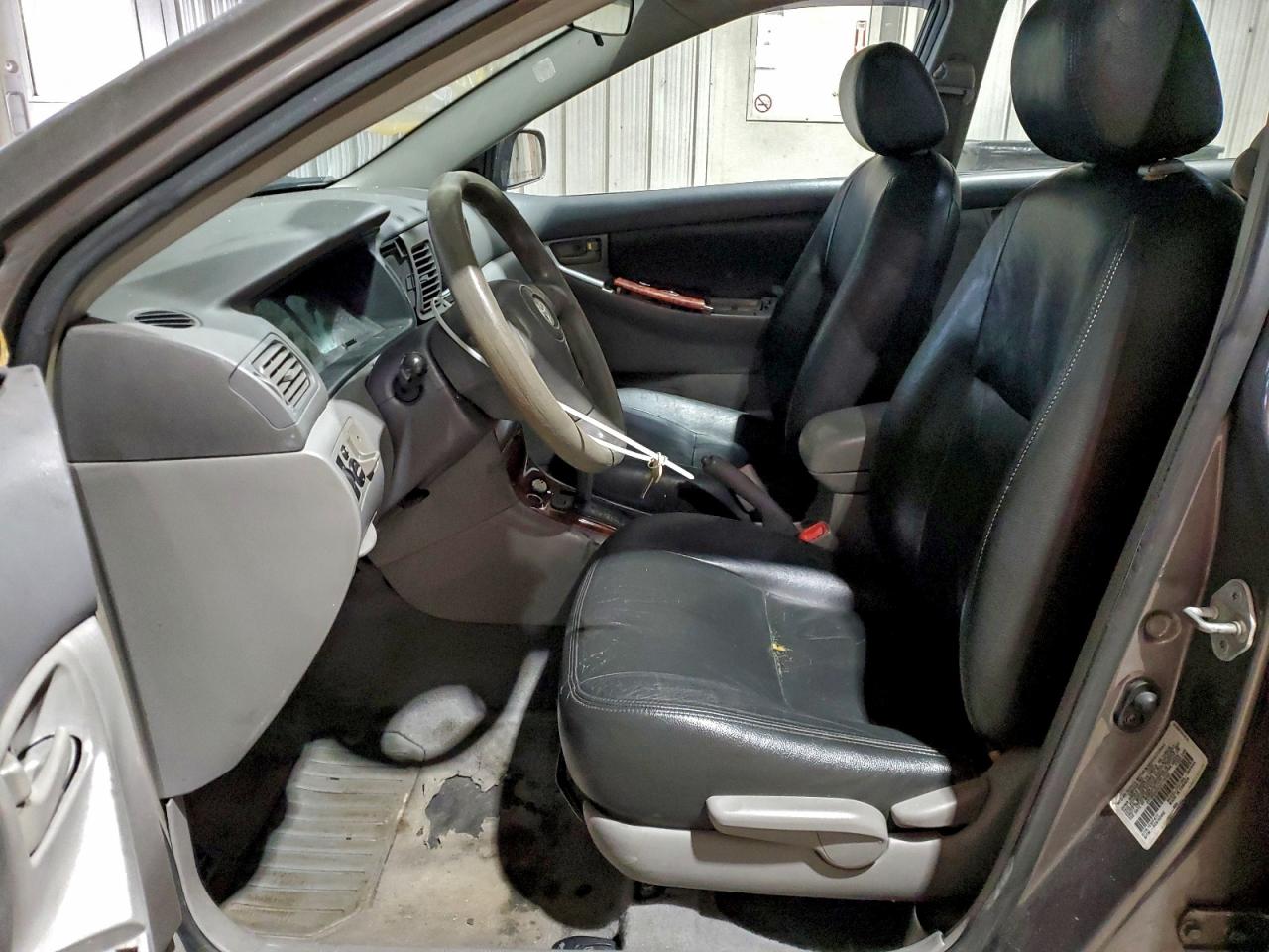 2003 TOYOTA COROLLA CE photo 7