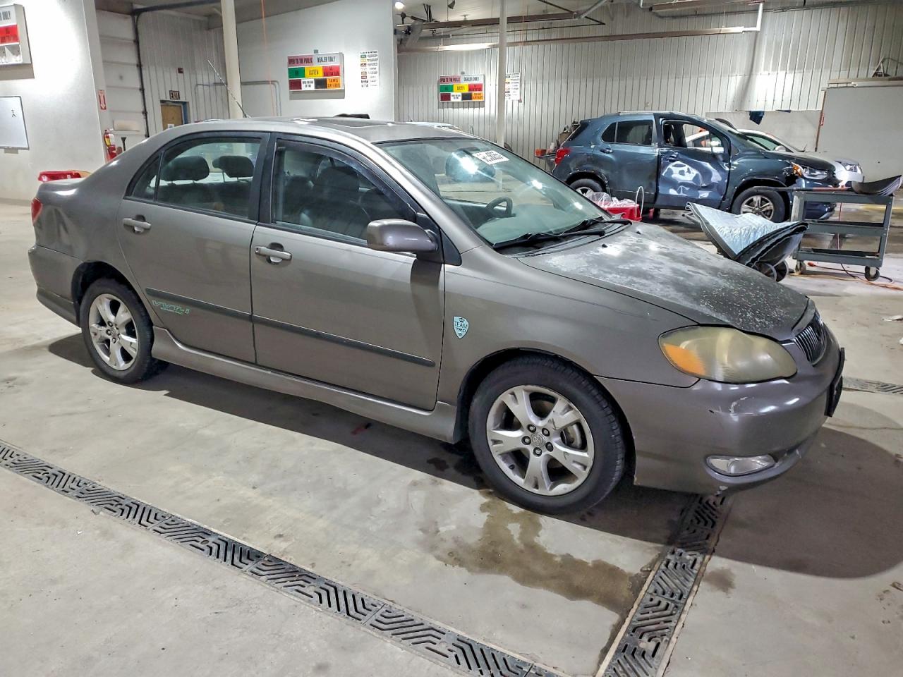 2003 TOYOTA COROLLA CE photo 4