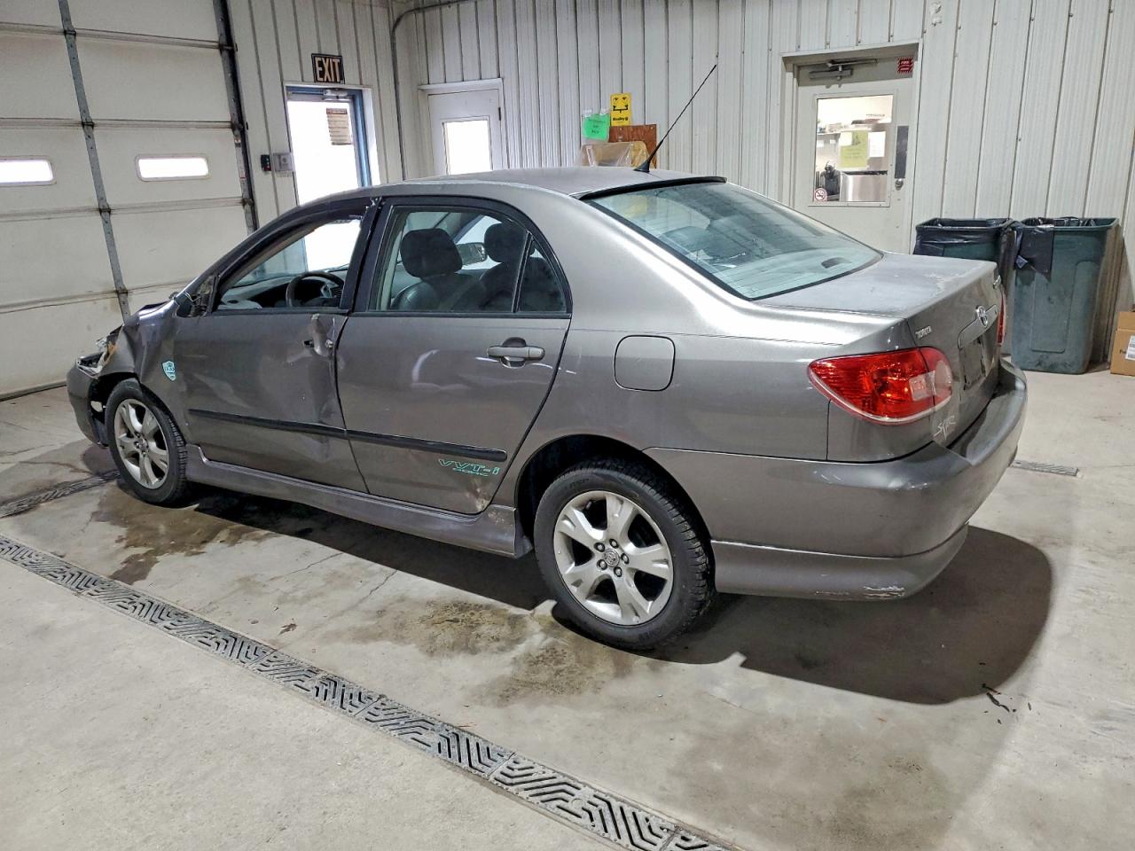 2003 TOYOTA COROLLA CE photo 2