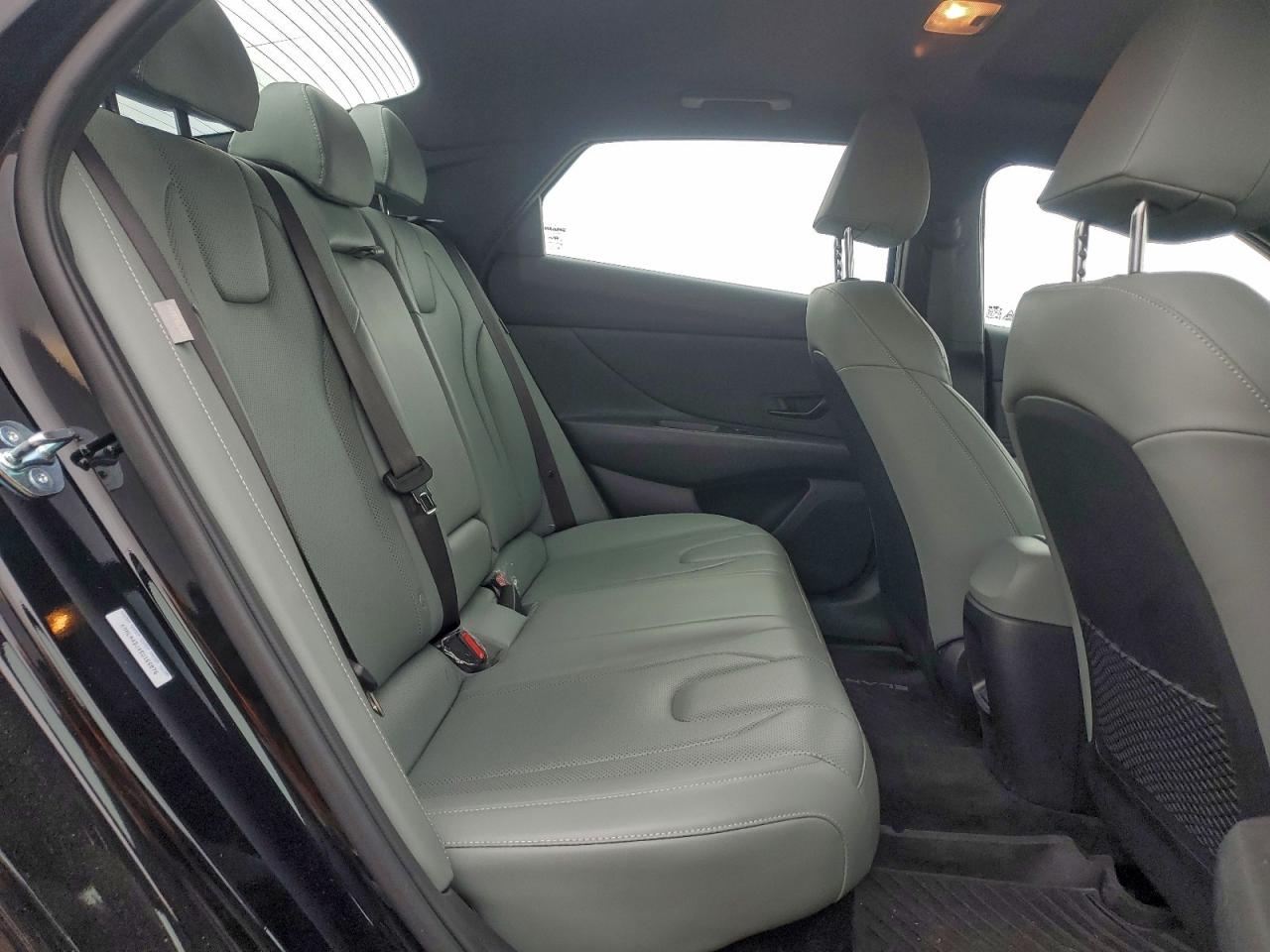 2025 HYUNDAI ELANTRA LIMITED photo 28