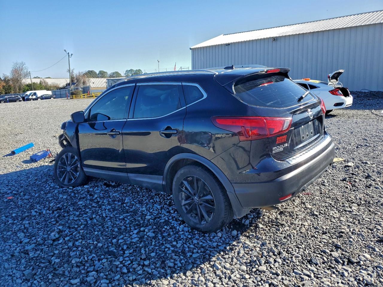 2019 NISSAN ROGUE SPORT SV photo 2