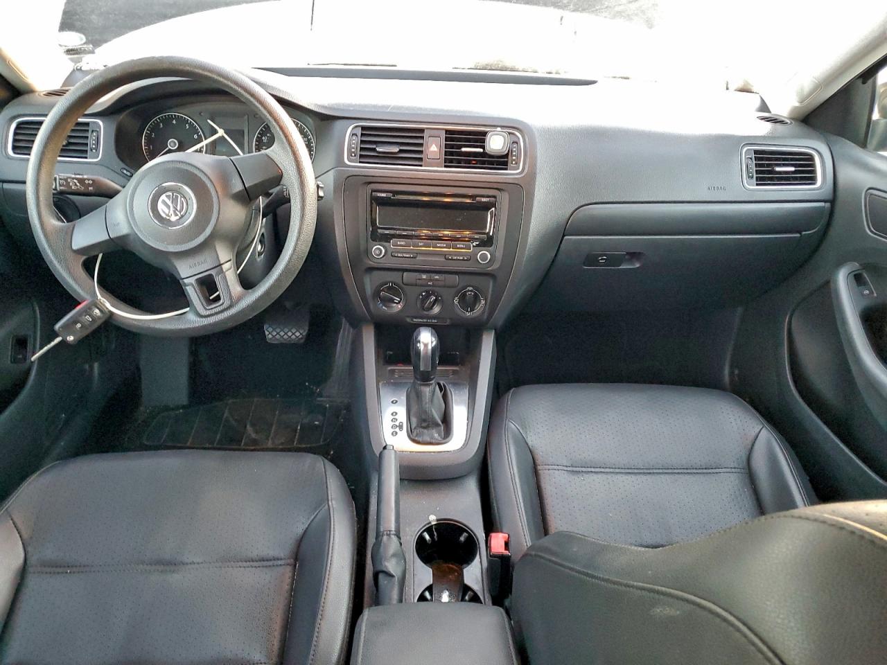 2014 VOLKSWAGEN JETTA SE photo 8