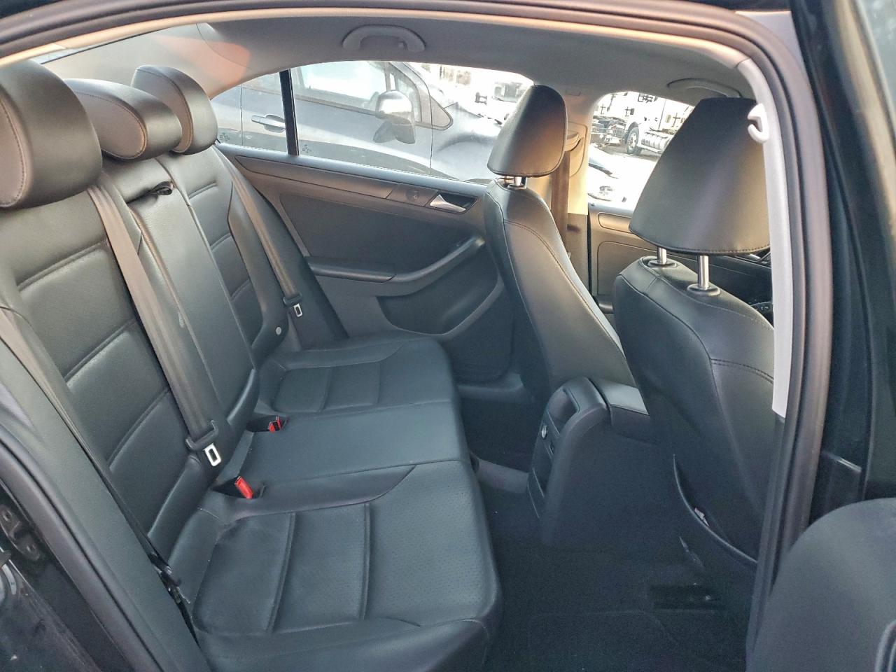 2014 VOLKSWAGEN JETTA SE photo 10