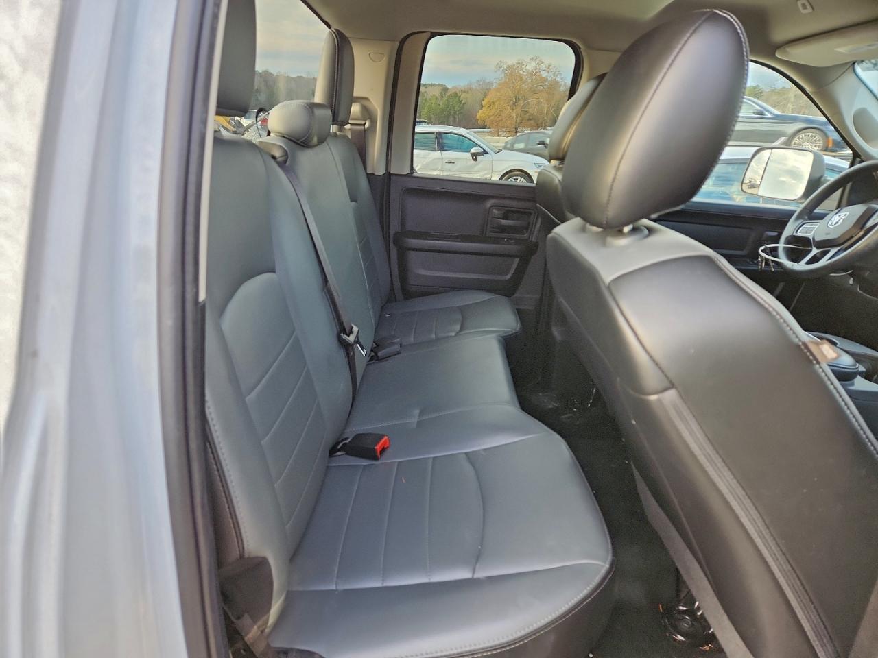 2021 RAM 1500 CLASSIC TRADESMAN photo 19