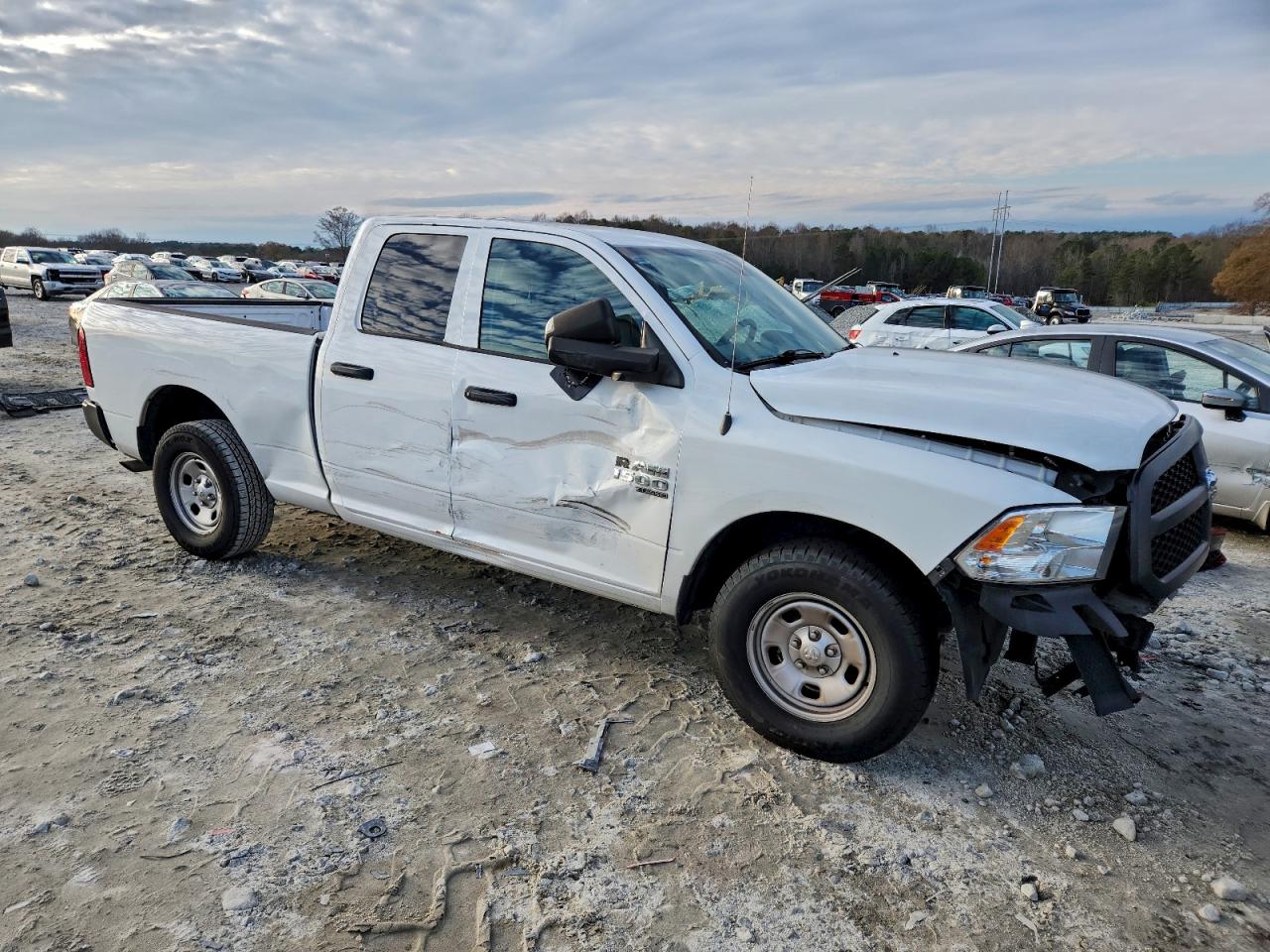 2021 RAM 1500 CLASSIC TRADESMAN photo 7