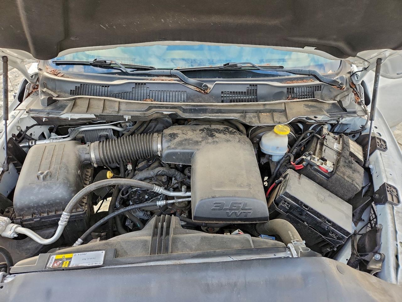 2021 RAM 1500 CLASSIC TRADESMAN photo 21