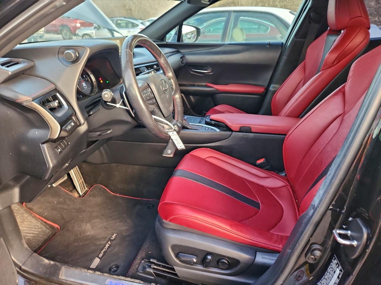 2019 LEXUS UX 250H photo 13