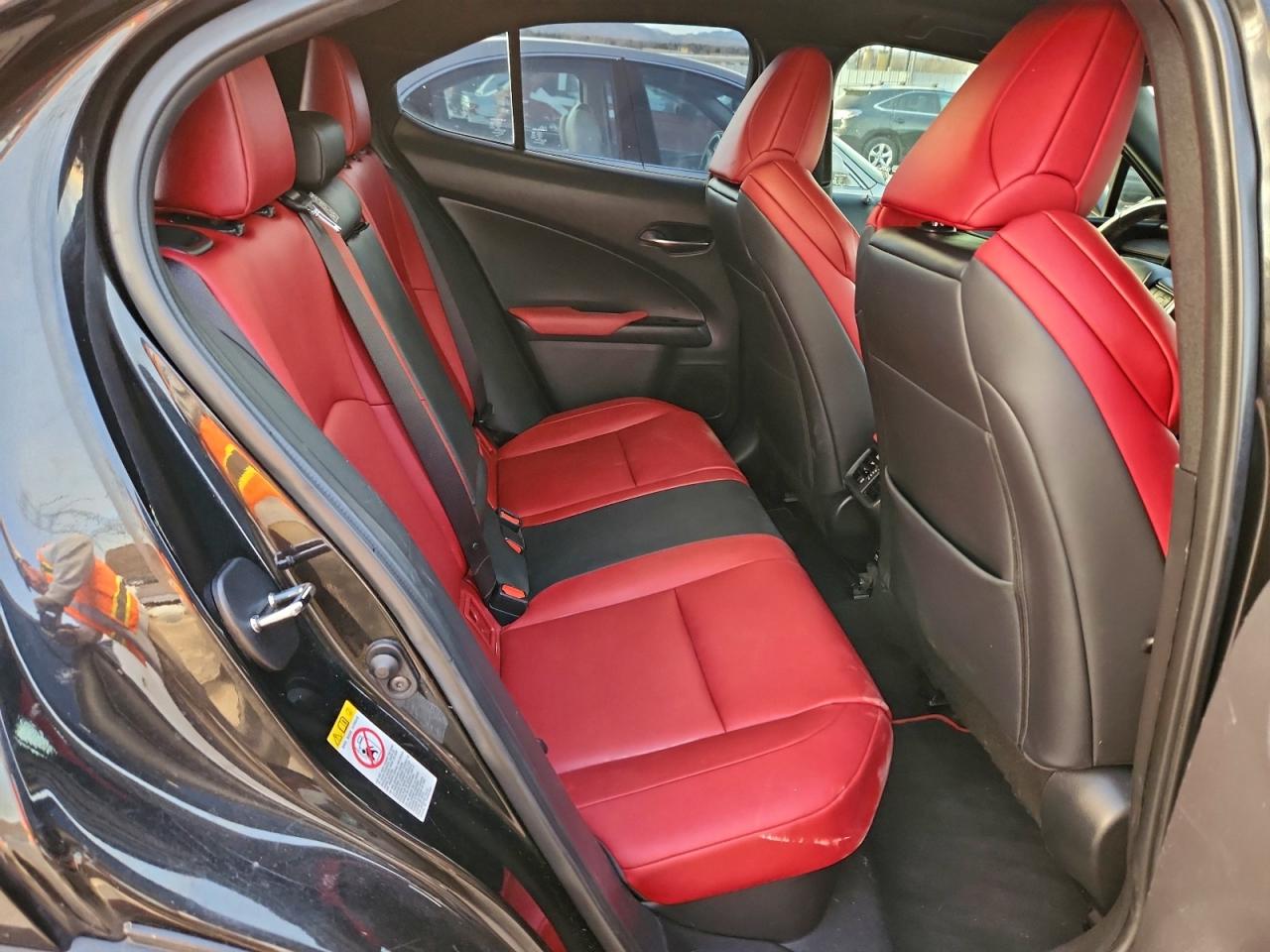 2019 LEXUS UX 250H photo 19