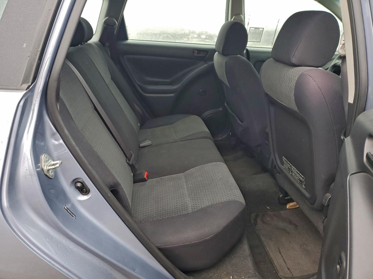 2005 TOYOTA COROLLA MATRIX XR photo 10