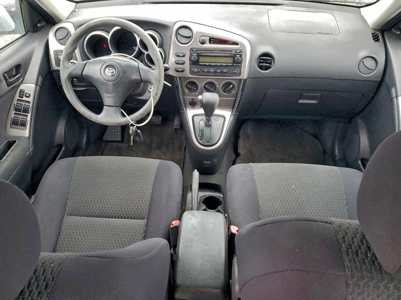 2005 TOYOTA COROLLA MATRIX XR photo 8
