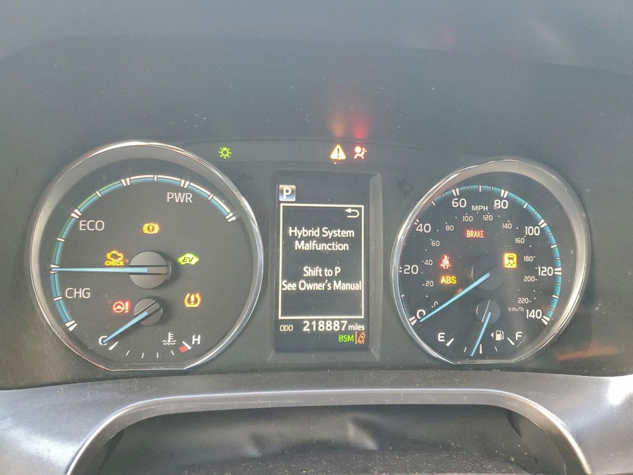 2018 TOYOTA RAV4 HV SE photo 9