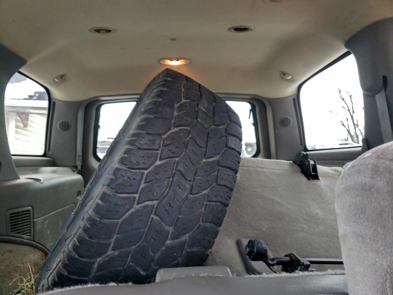 2001 CHEVROLET TAHOE K1500 photo 10