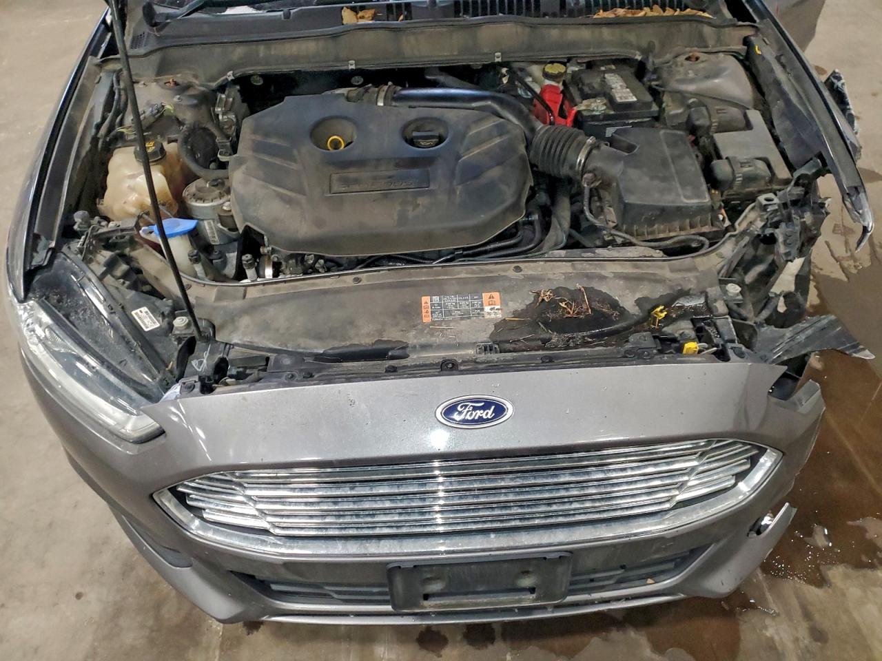 2014 FORD FUSION SE photo 31