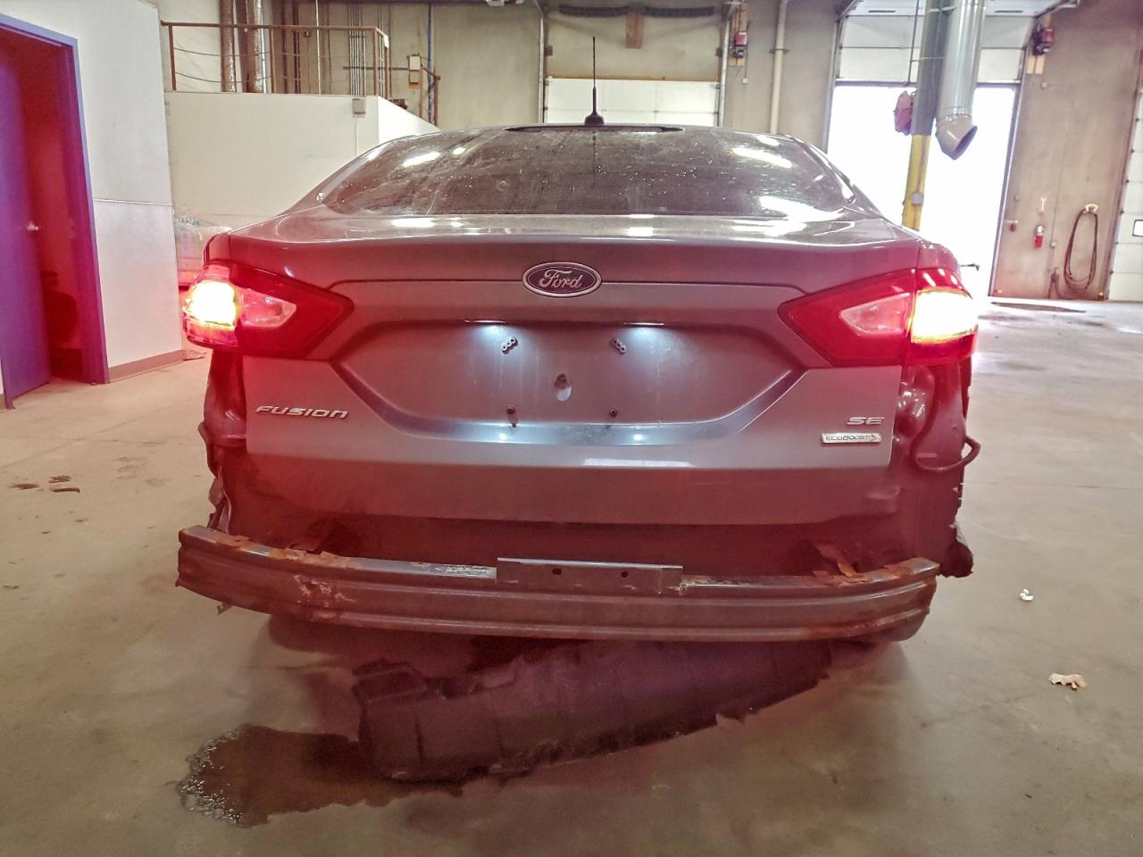 2014 FORD FUSION SE photo 16