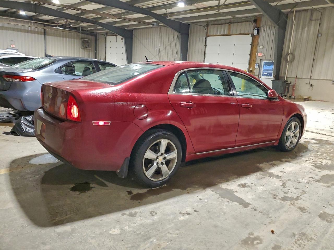 2011 CHEVROLET MALIBU 2LT photo 3