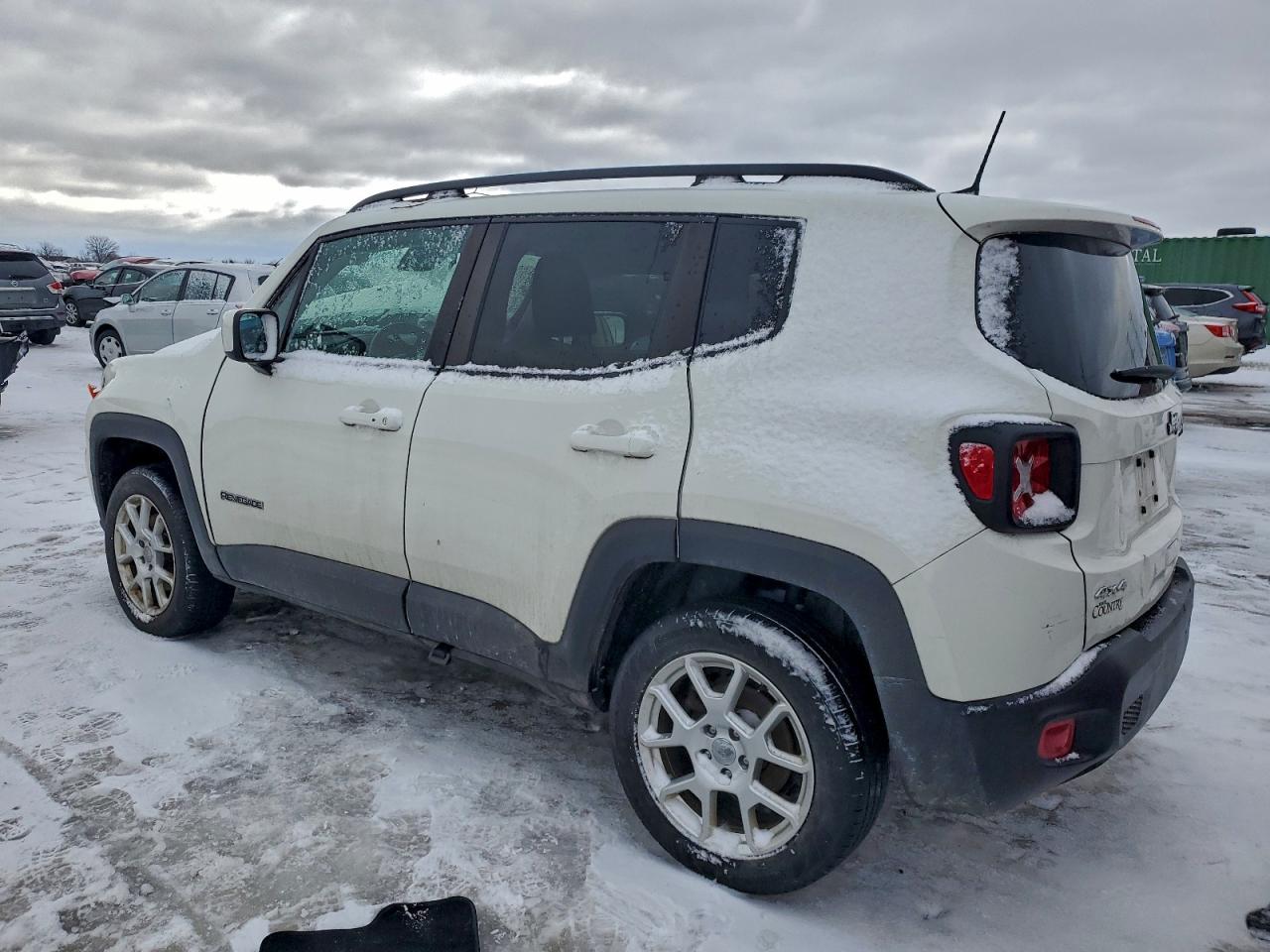 2019 JEEP RENEGADE LATITUDE photo 2