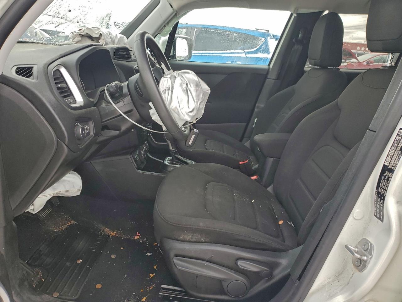 2019 JEEP RENEGADE LATITUDE photo 7