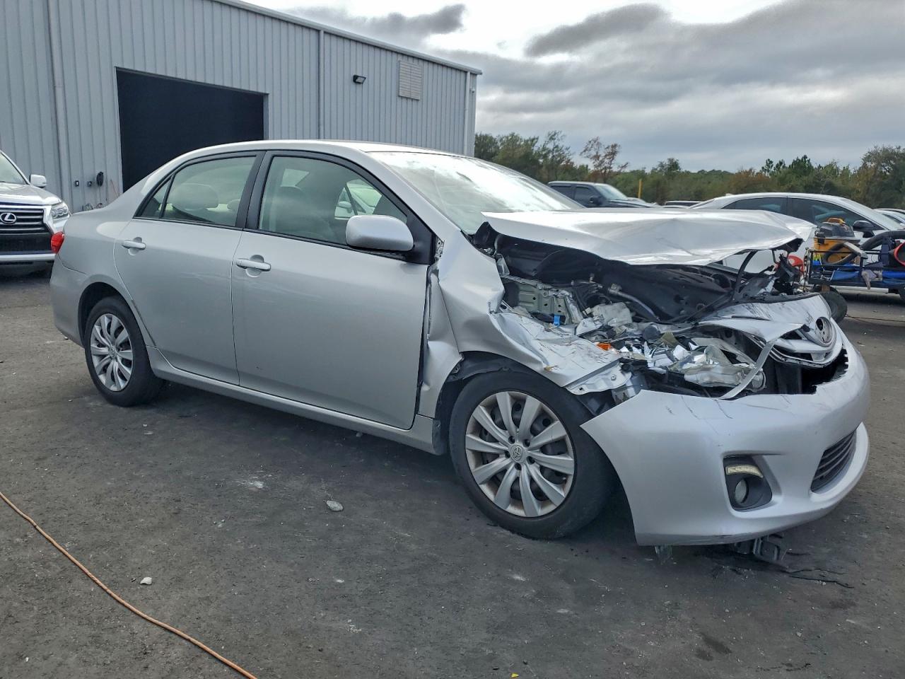 2012 TOYOTA COROLLA BASE photo 4