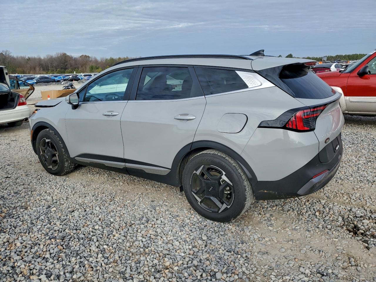 2026 KIA SPORTAGE EX photo 2