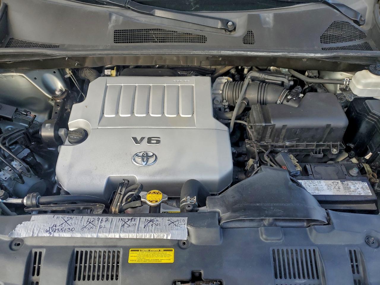 2011 TOYOTA HIGHLANDER BASE photo 12