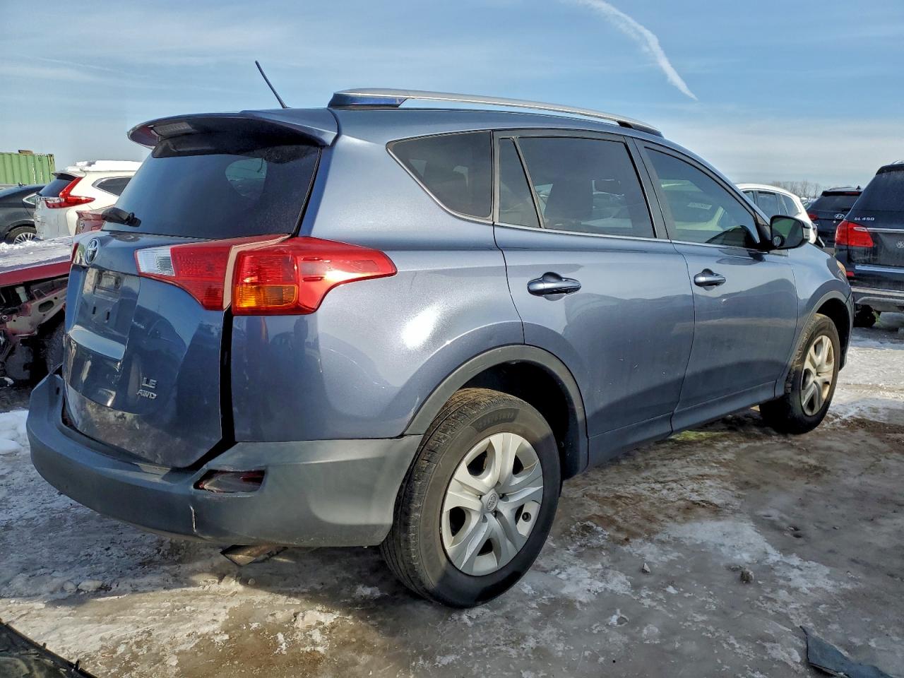 2013 TOYOTA RAV4 LE photo 3