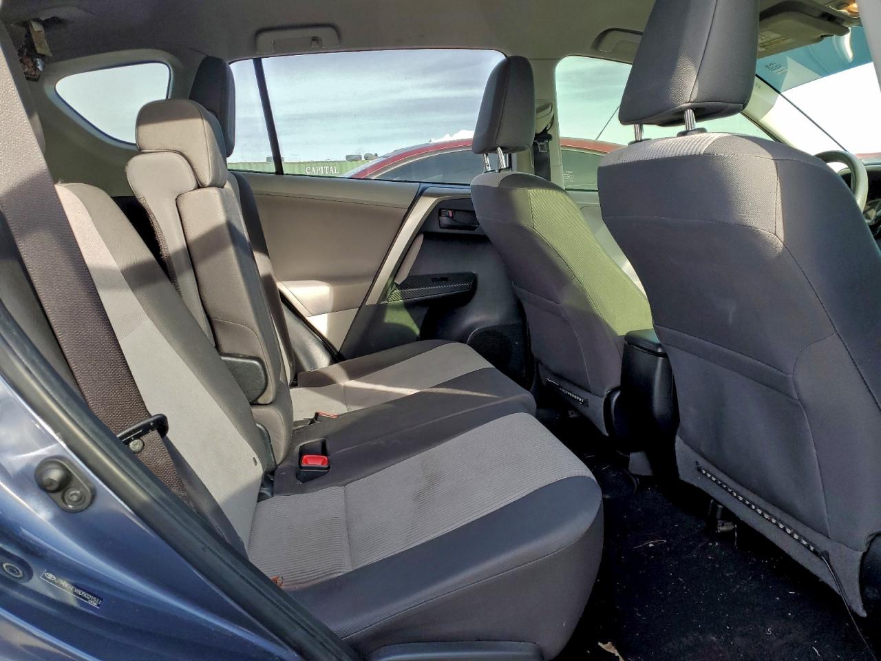 2013 TOYOTA RAV4 LE photo 11