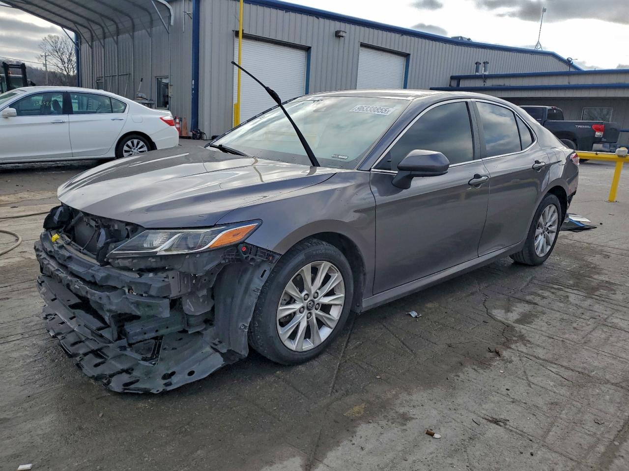2019 TOYOTA CAMRY