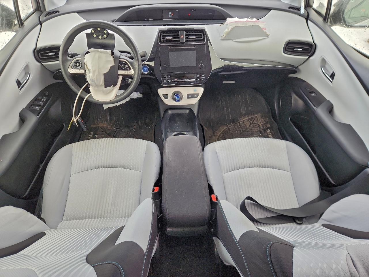 2018 TOYOTA PRIUS photo 15