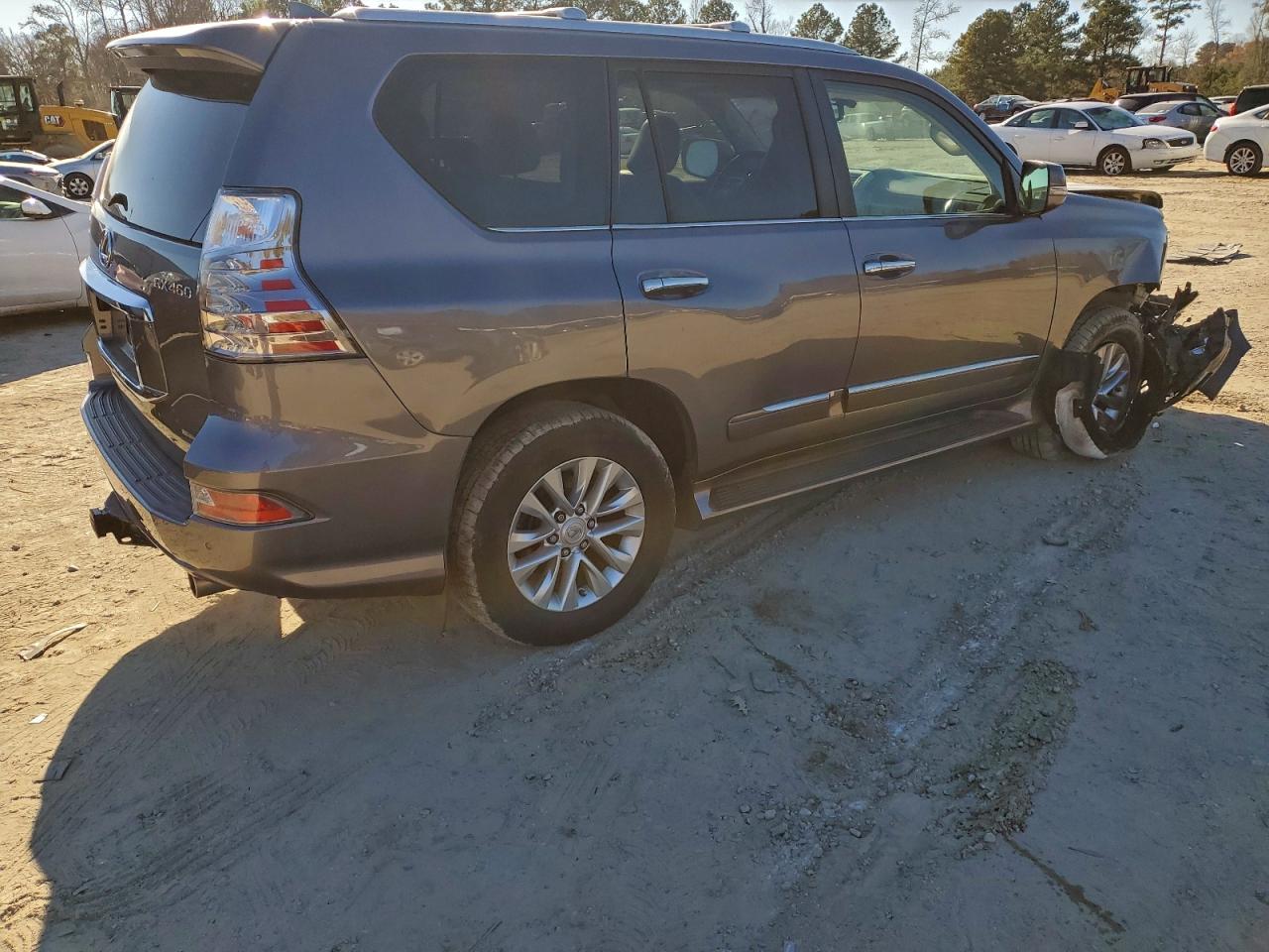 2017 LEXUS GX 460 photo 5